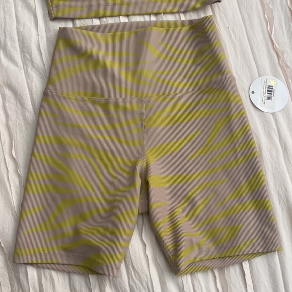 Workout set - Picture 3 of 5